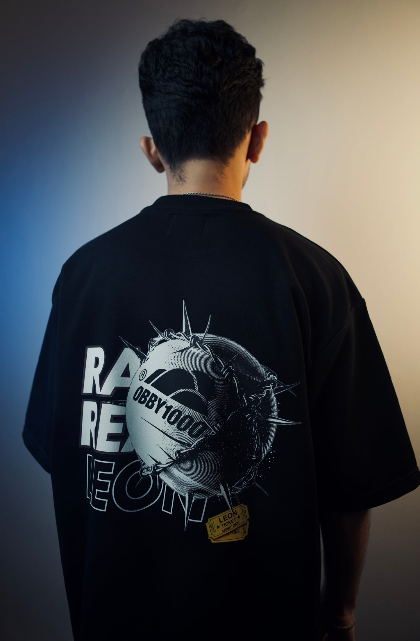 ''LEON'' Oversized Heavyweight Drop Shoulder T-Shirt In Black.