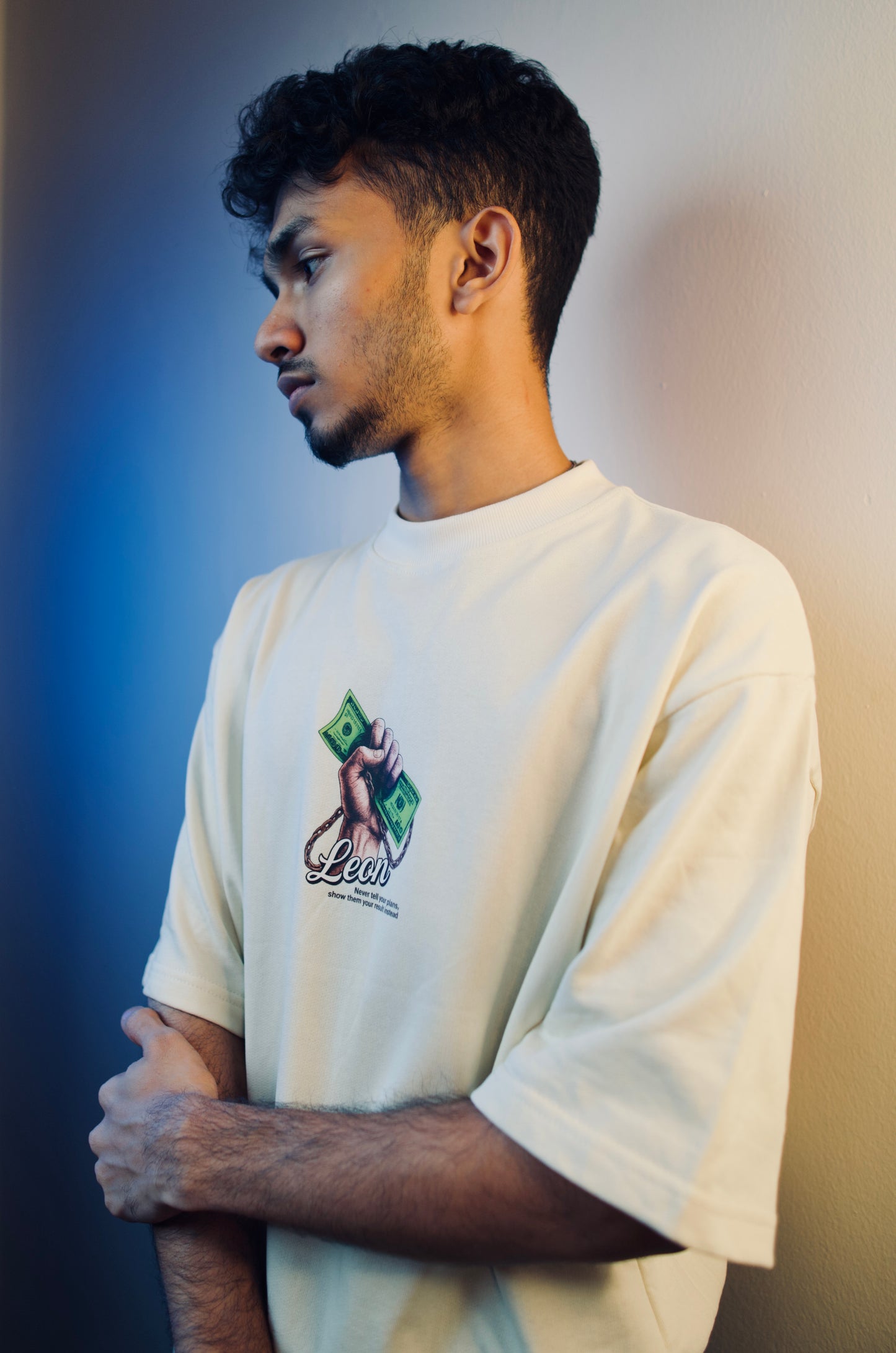 ''LEON'' Oversized Heavyweight Drop Shoulder T-Shirt In Cream.