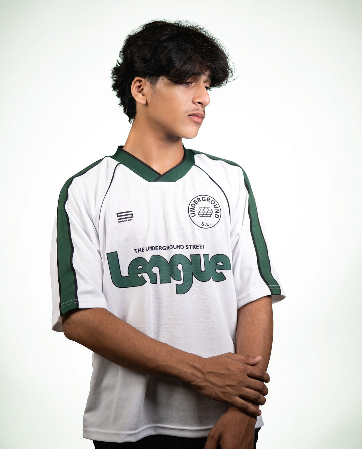 [GREEN] UNDERGROUND LEAGUE PREMIUM JERSEY TEE IN WHITE.