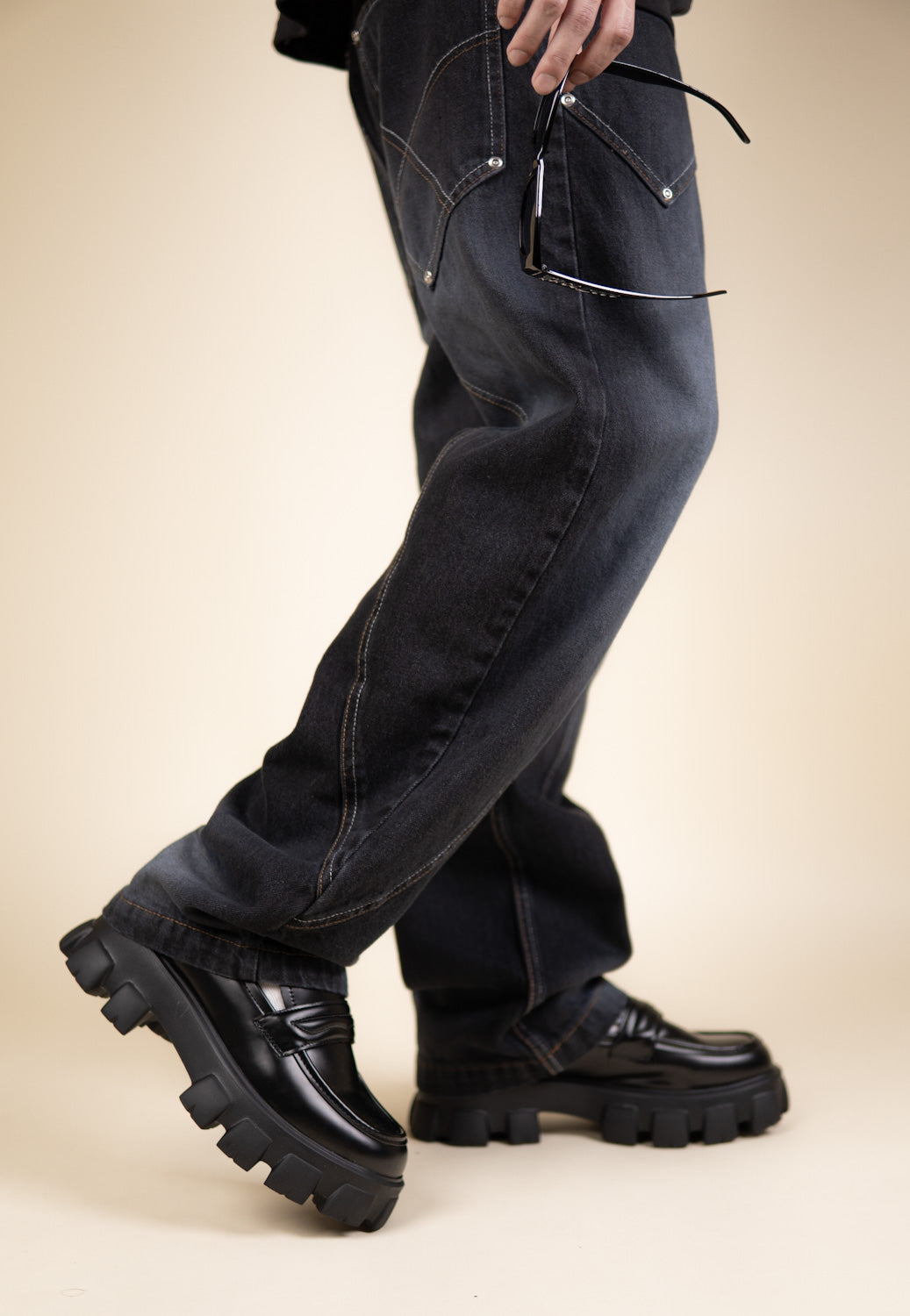 The Heritage Lug-Sole Penny Loafers - Midnight Black